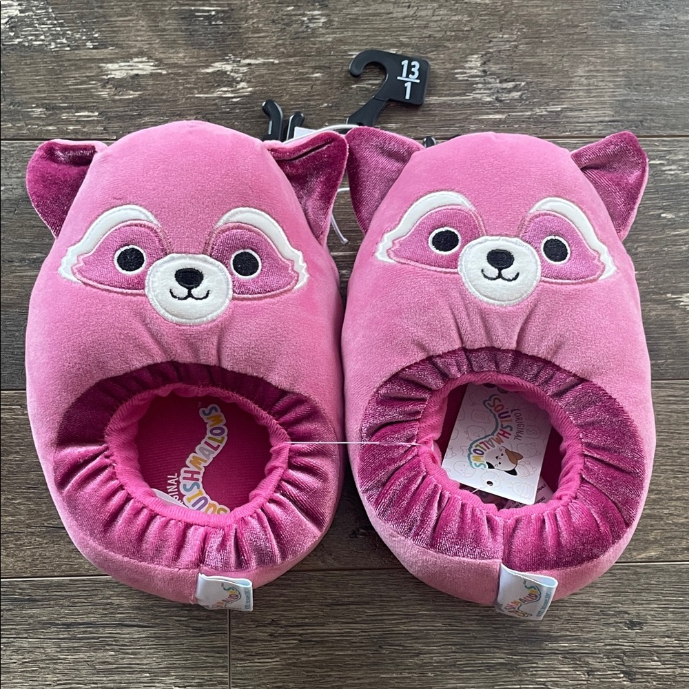 Squishmallows Plush‎ Pink Racoon slippers Size 13/1